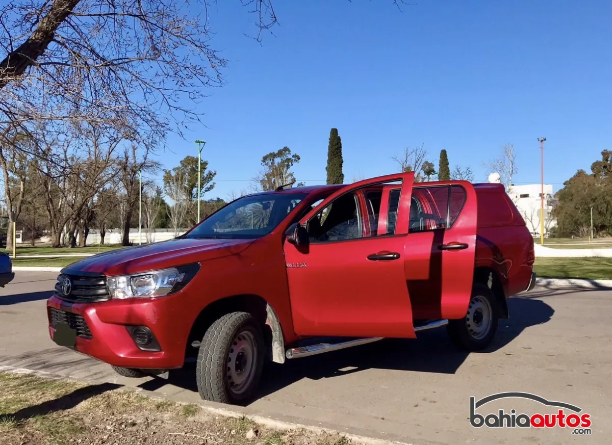 Toyota Hilux 2019 usado en Bahía Blanca - foto 2