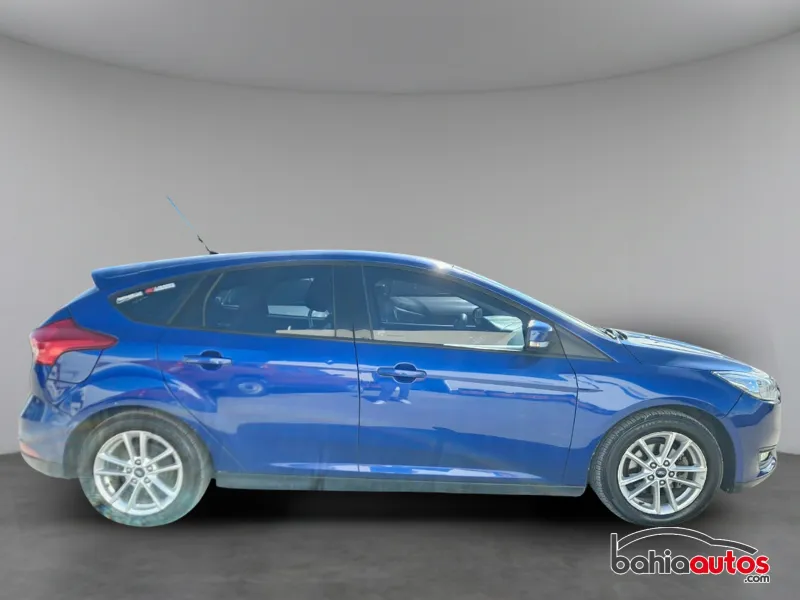 Ford Focus 2017 usado en Bahía Blanca - foto 3