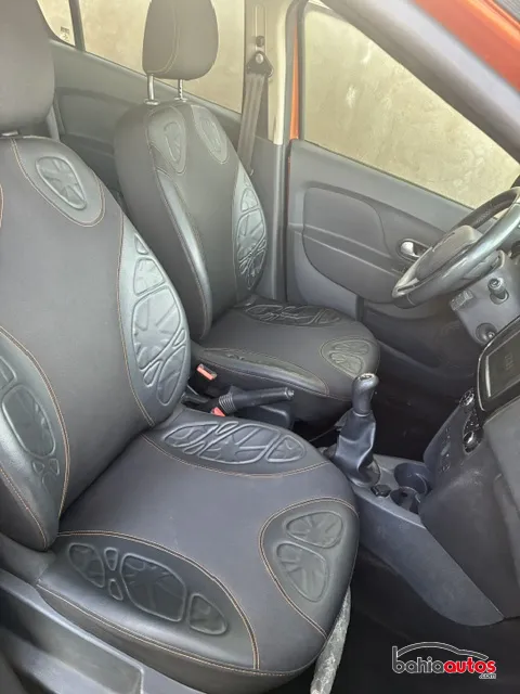 Renault Sandero Stepway 2019 usado en Bahía Blanca - foto 6