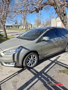 Ford Focus 2016 usado en Bahía Blanca