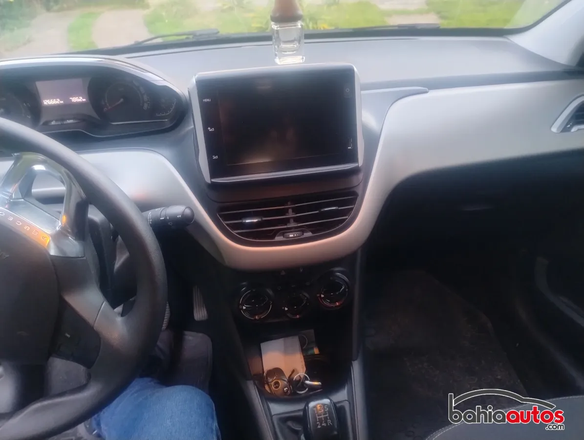 Peugeot 2008 2017 usado en Bahía Blanca - foto 4