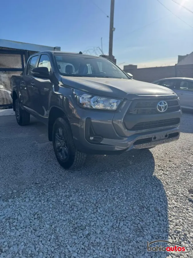 Toyota Hilux usado en Bahía Blanca - foto 3