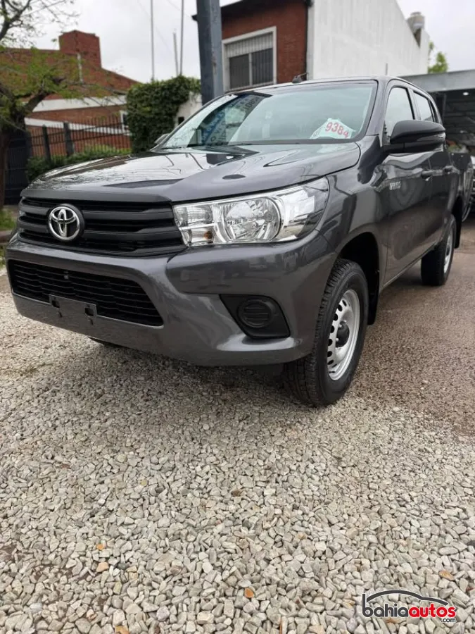 Toyota Hilux usado en Bahía Blanca - foto 1