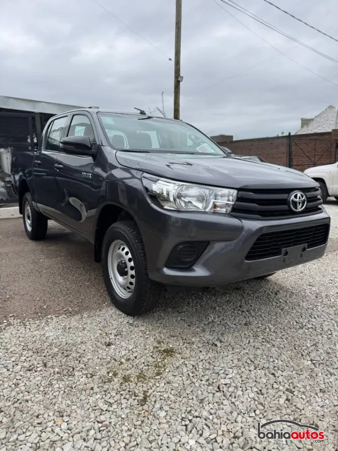 Toyota Hilux usado en Bahía Blanca - foto 3