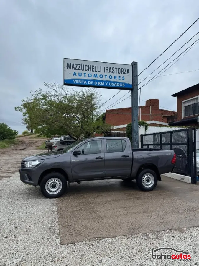 Toyota Hilux usado en Bahía Blanca - foto 8