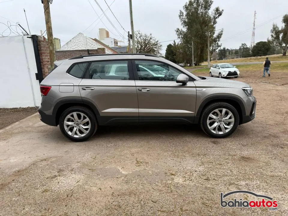 Volkswagen Taos usado en Bahía Blanca - foto 3