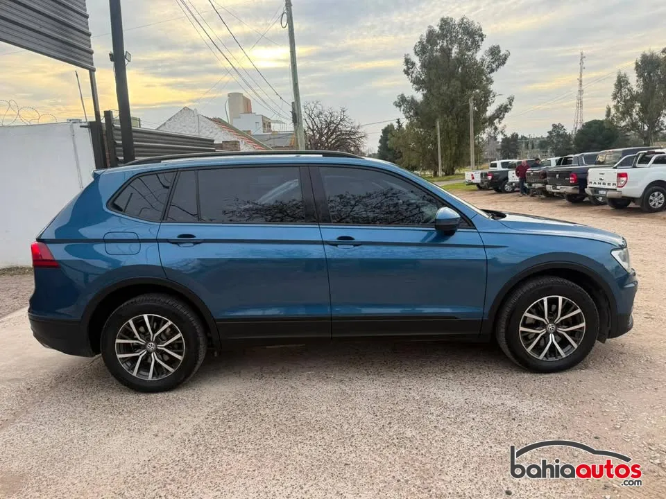Volkswagen Tiguan 2018 usado en Bahía Blanca - foto 8