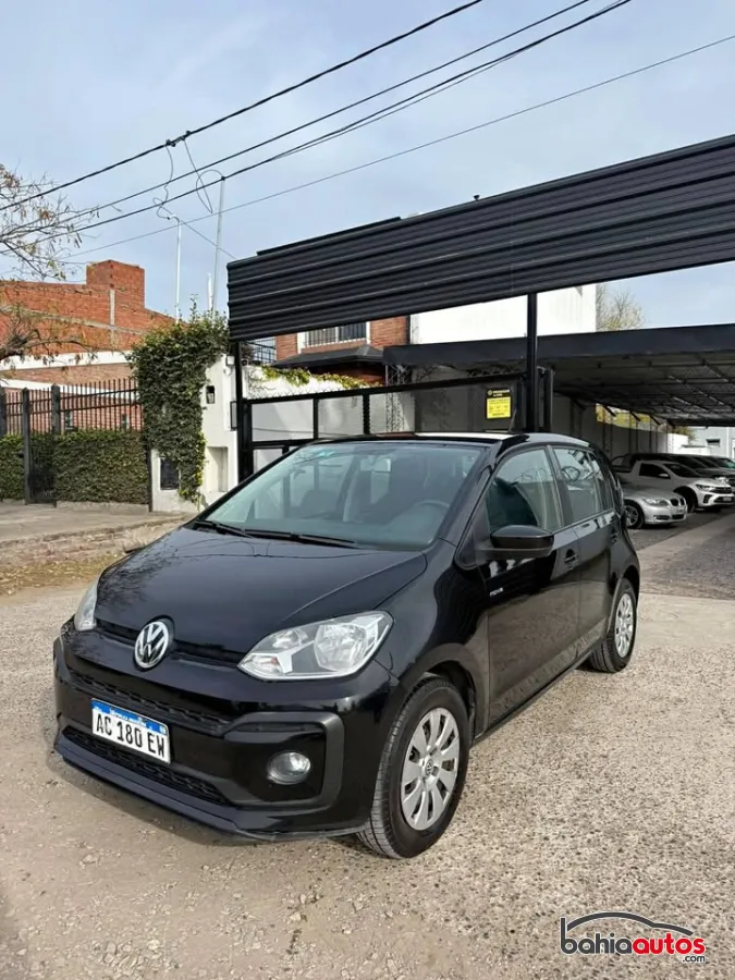 Volkswagen Up 2018 usado en Bahía Blanca - foto 1