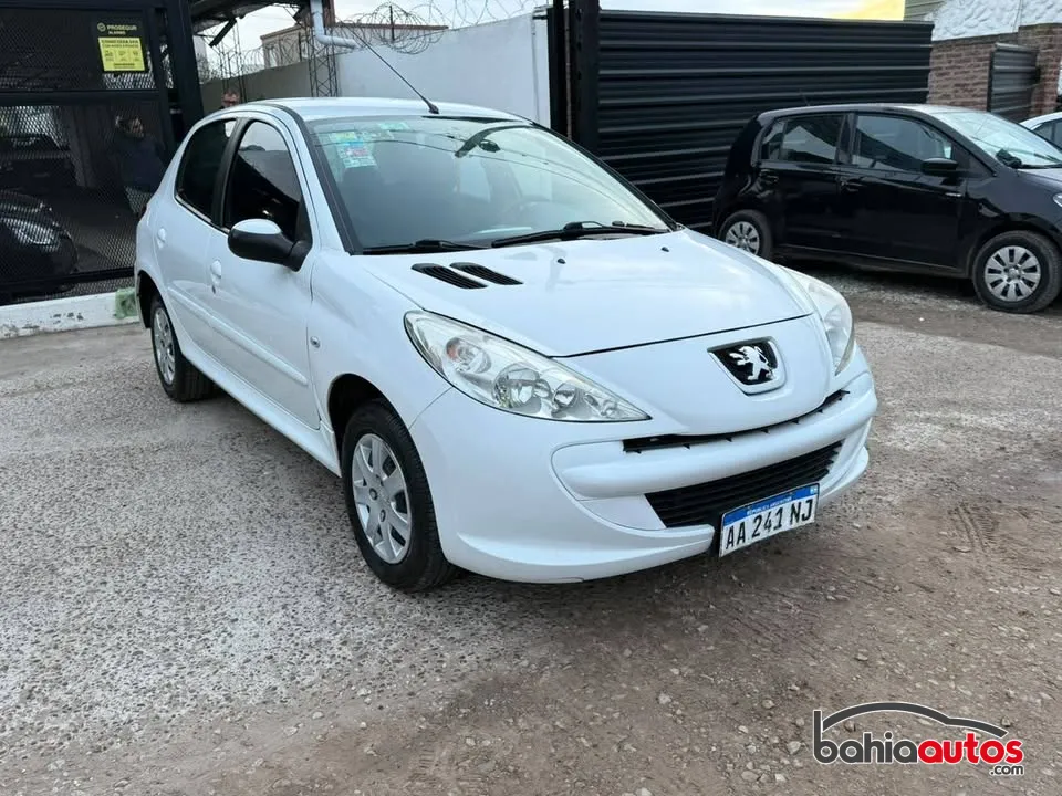 Peugeot 207 2016 usado en Bahía Blanca - foto 3