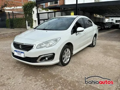 Peugeot 408 2017 usado en Bahía Blanca