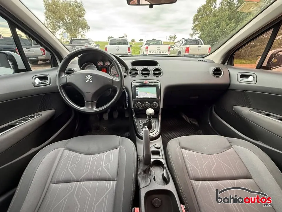 Peugeot 408 2017 usado en Bahía Blanca - foto 4