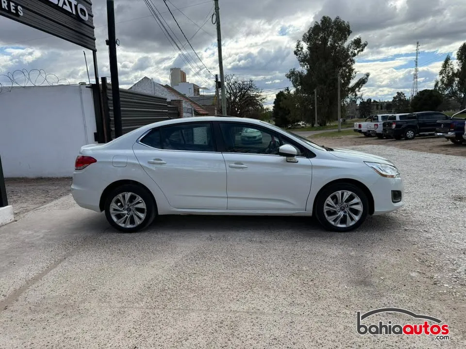 Citroën C4 Lounge 2015 usado en Bahía Blanca - foto 9