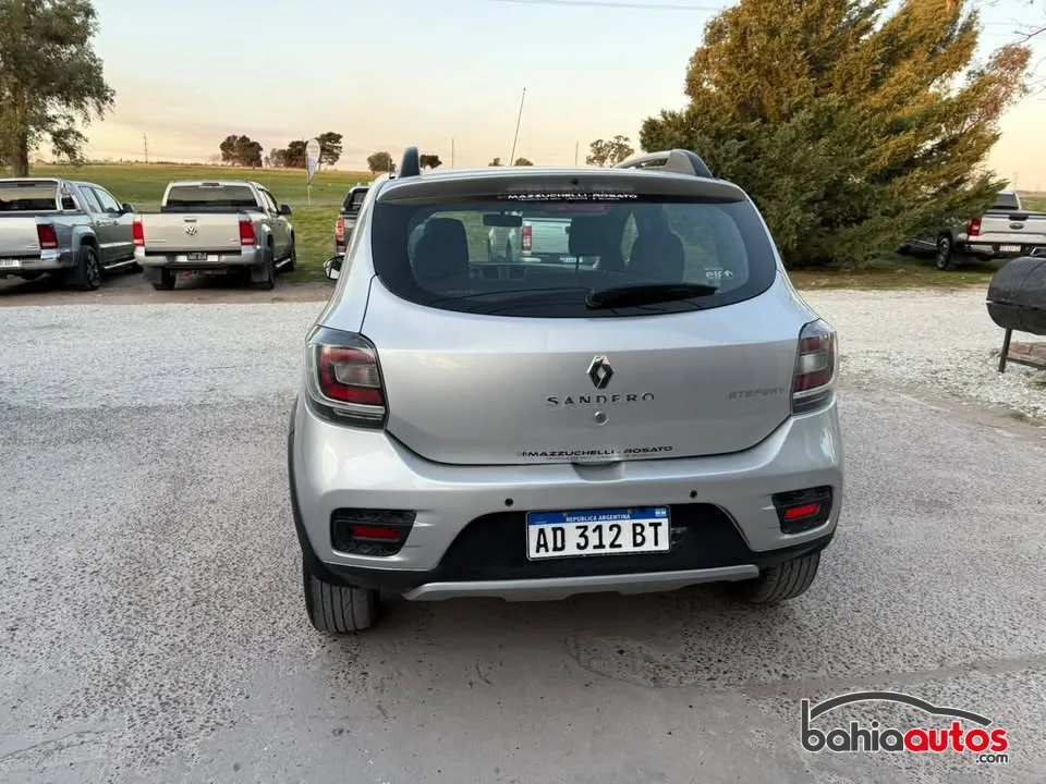 Renault Sandero Stepway 2019 usado en Bahía Blanca - foto 8