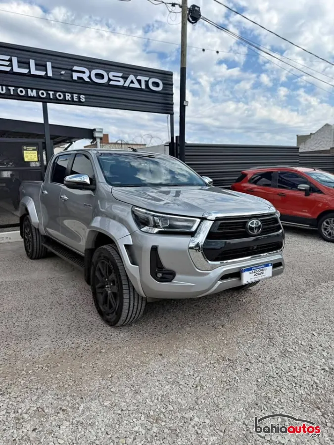 Toyota Hilux 2024 usado en Bahía Blanca - foto 1