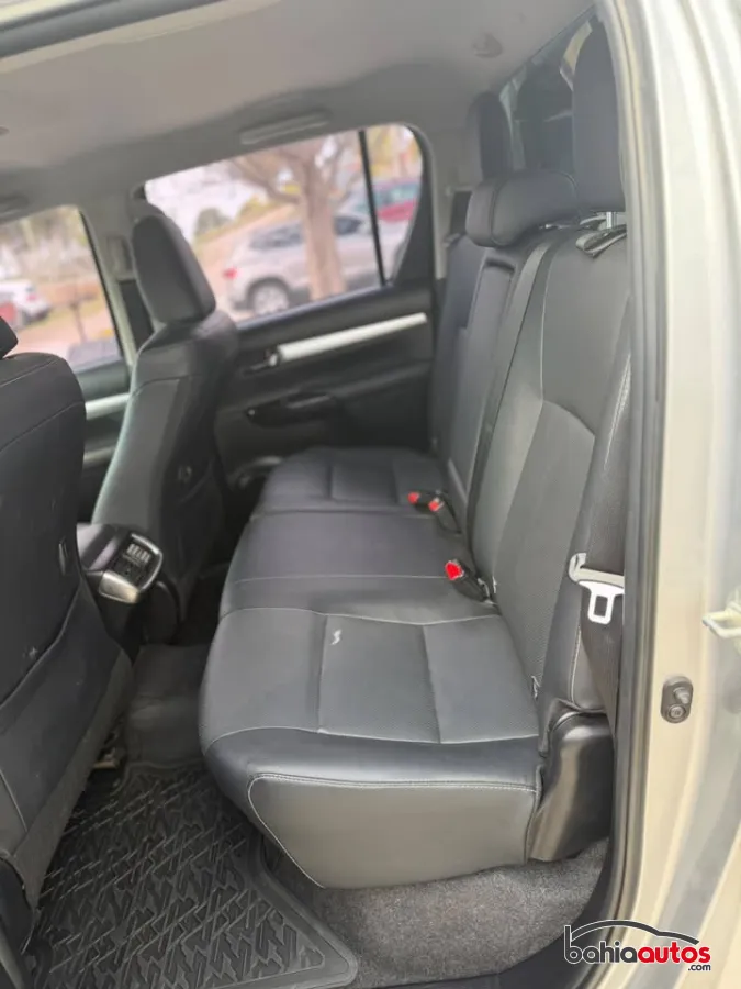 Toyota Hilux 2024 usado en Bahía Blanca - foto 7