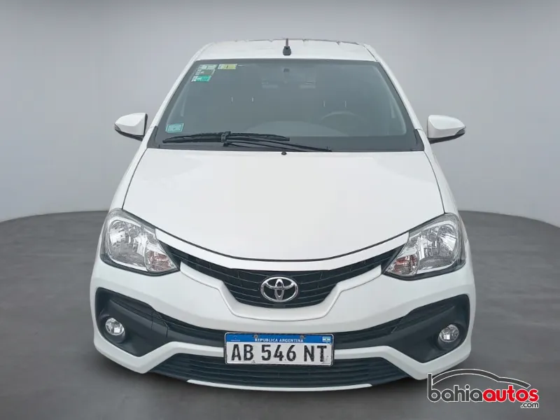 Toyota Etios 2017 usado en Bahía Blanca - foto 6