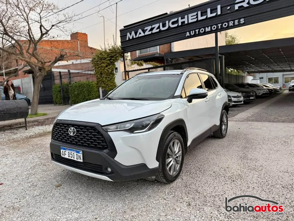 Toyota Corolla Cross 2023 usado en Bahía Blanca - foto 1