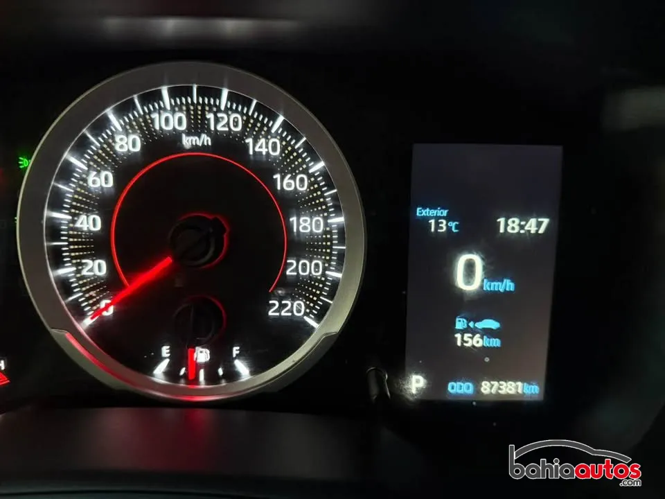 Toyota Corolla Cross 2023 usado en Bahía Blanca - foto 5