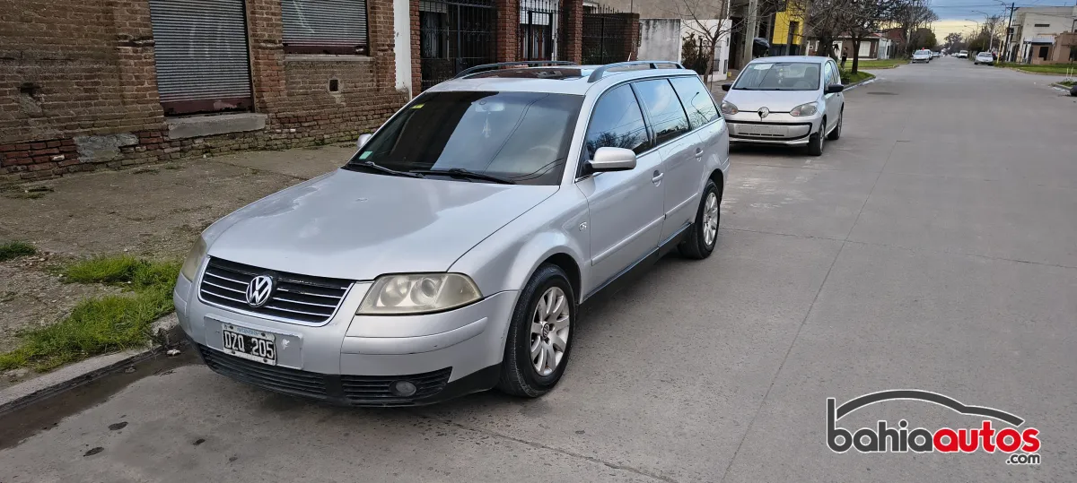 Volkswagen Passat 2002 usado en Bahía Blanca - foto 1