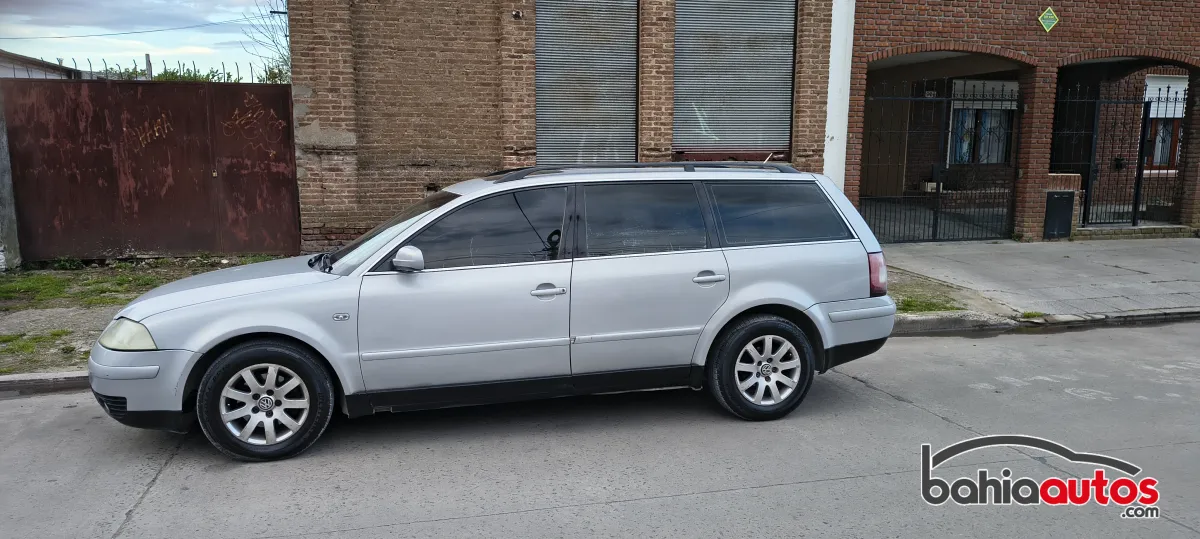 Volkswagen Passat 2002 usado en Bahía Blanca - foto 2