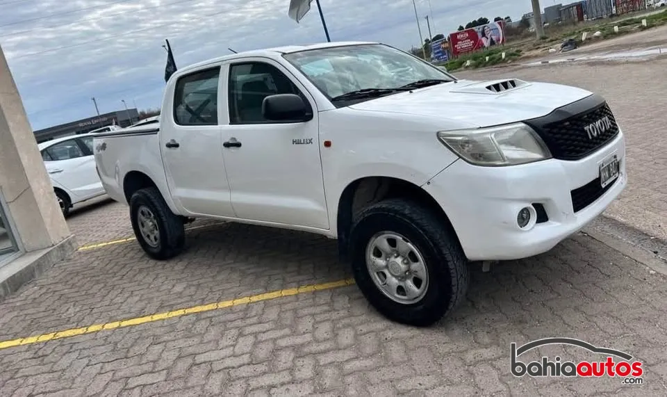 Toyota Hilux 2013 usado en Bahía Blanca - foto 2
