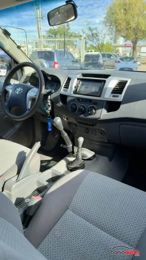 Toyota Hilux 2013 usado en Bahía Blanca - foto 8