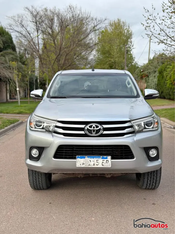 Toyota Hilux 2016 usado en Bahía Blanca - foto 1