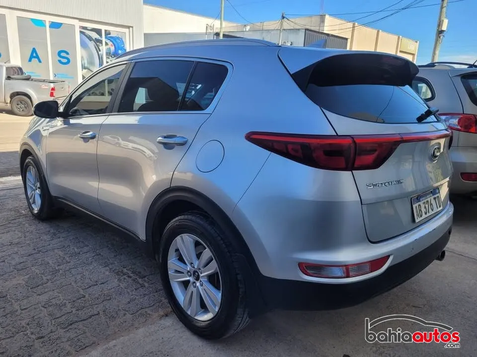 Kia Sportage 2017 usado en Bahía Blanca - foto 4