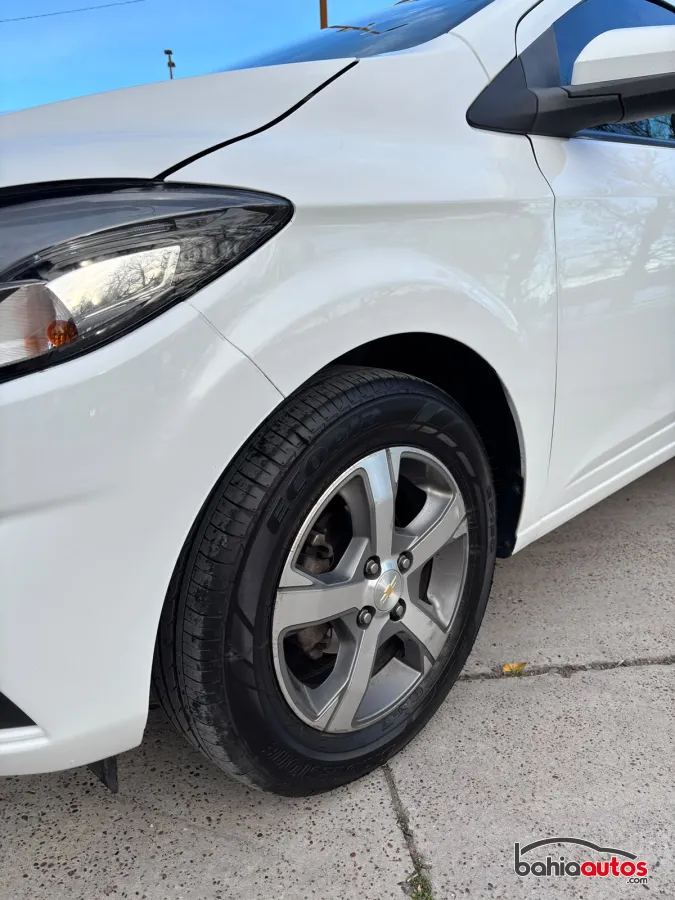 Chevrolet Prisma 2017 usado en Bahía Blanca - foto 4