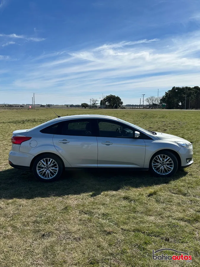 Ford Focus III 2017 usado en Bahía Blanca - foto 14