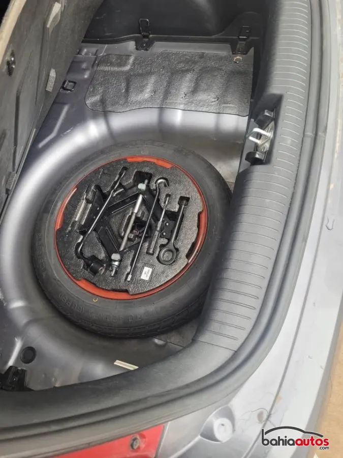 Hyundai Veloster 2016 usado en Bahía Blanca - foto 6