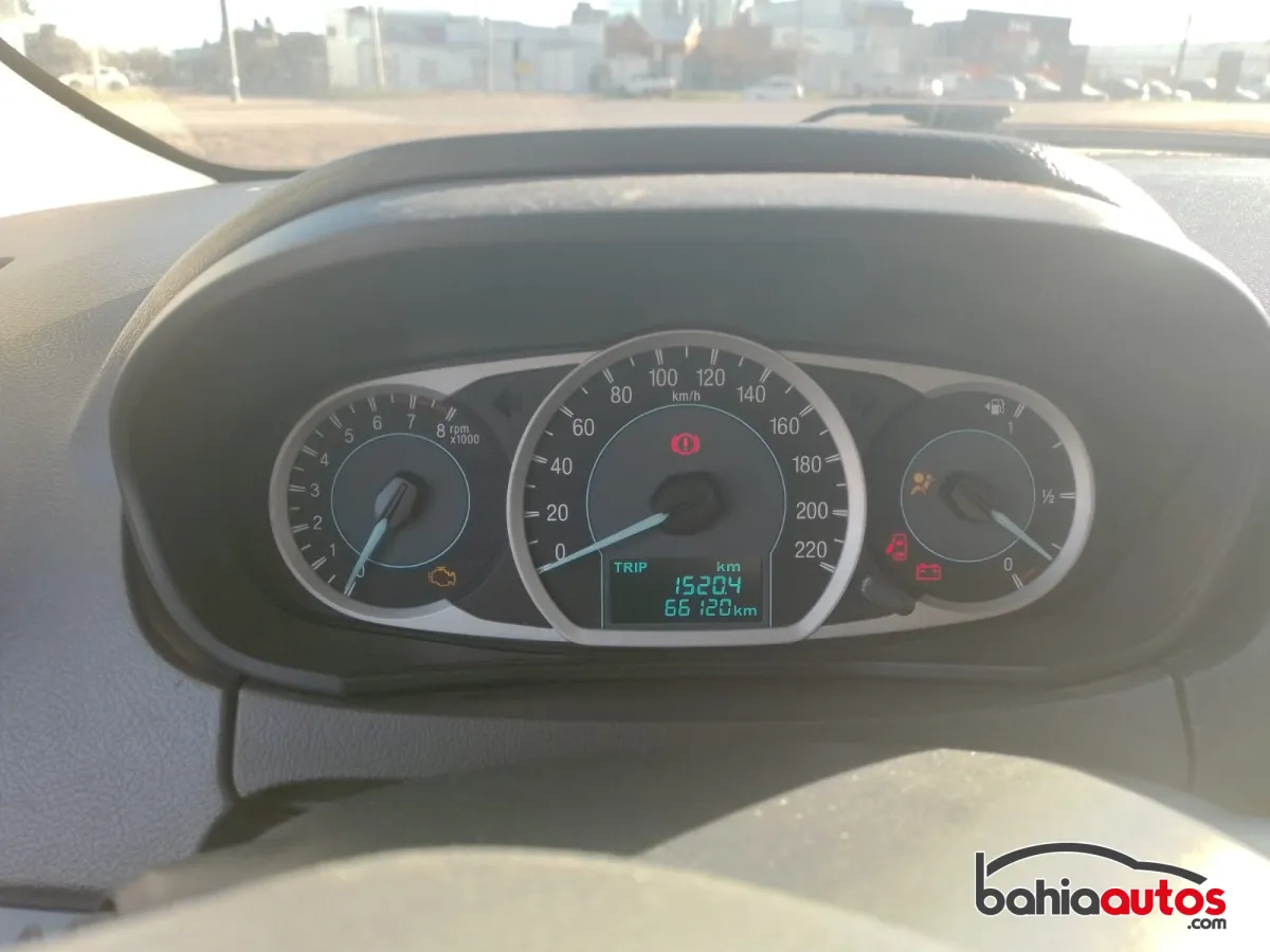 Ford KA 2016 usado en Bahía Blanca - foto 2