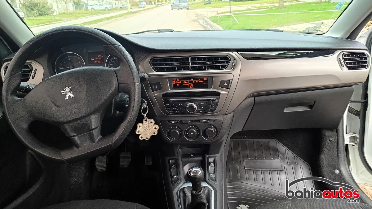 Peugeot 301 2017 usado en Bahía Blanca - foto 12