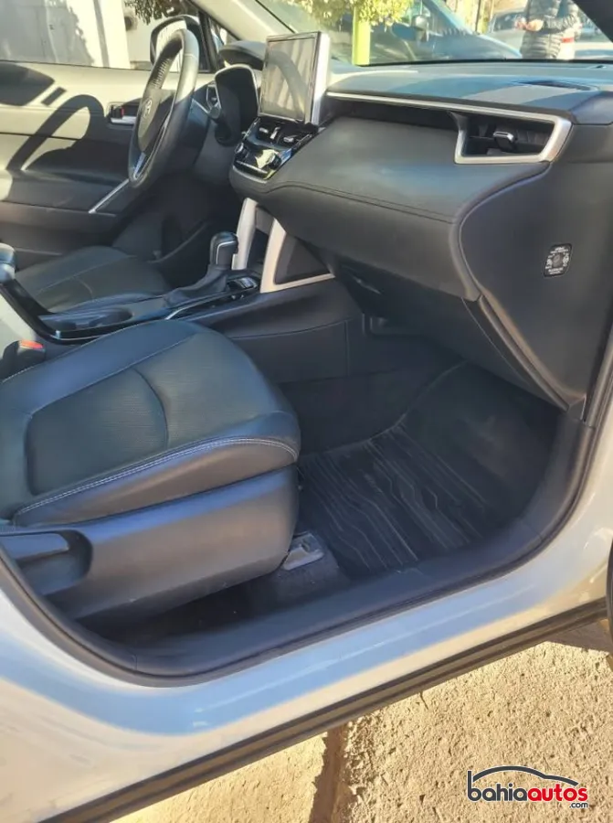 Toyota Corolla Cross 2024 usado en Bahía Blanca - foto 7