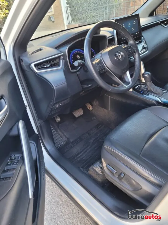 Toyota Corolla Cross 2024 usado en Bahía Blanca - foto 8