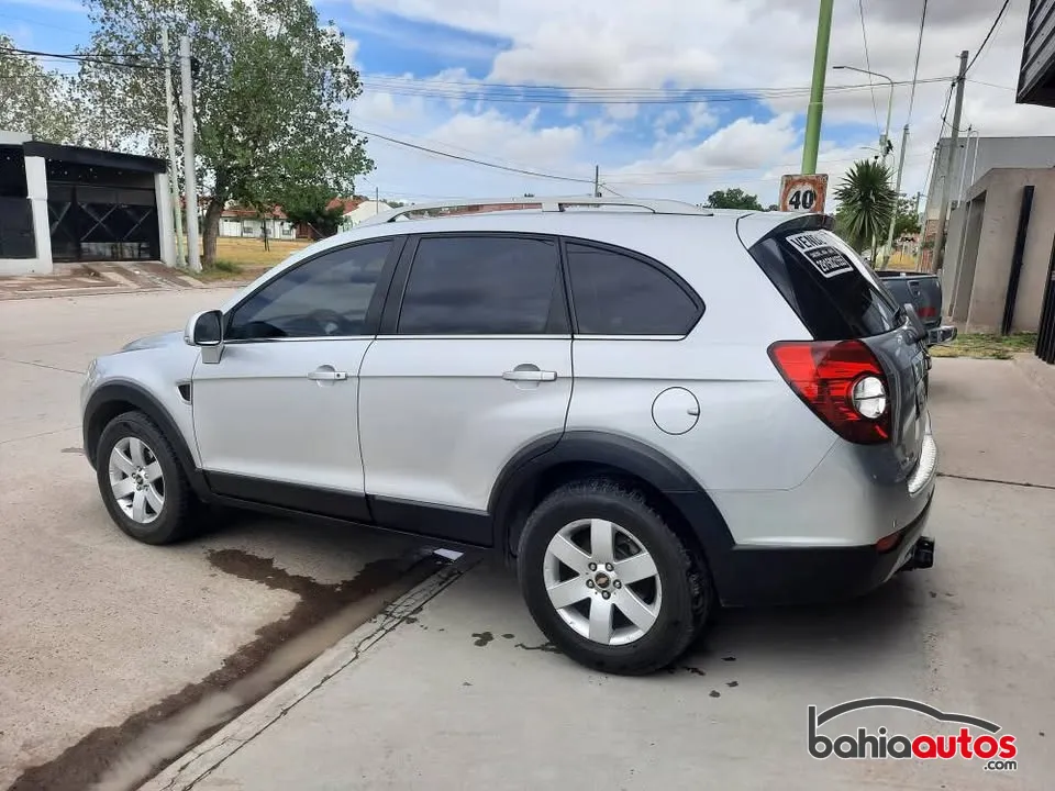 Chevrolet Captiva 2011 usado en Bahía Blanca - foto 3