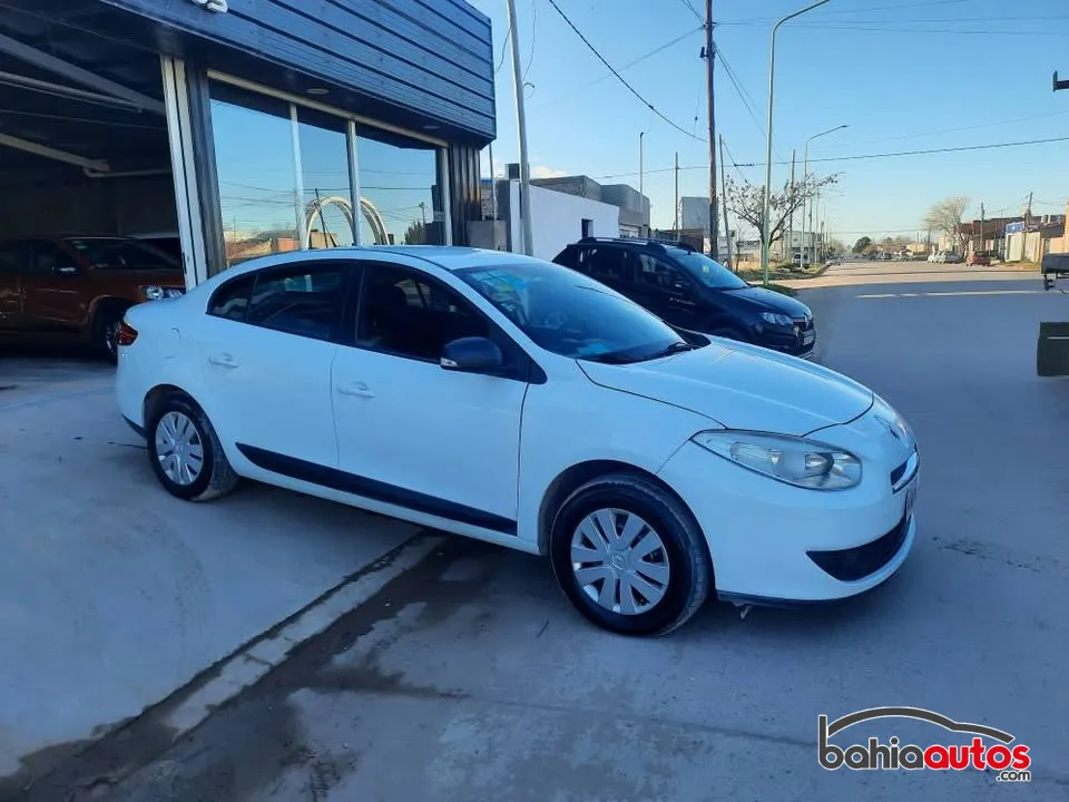 Renault Fluence 2012 usado en Bahía Blanca - foto 2