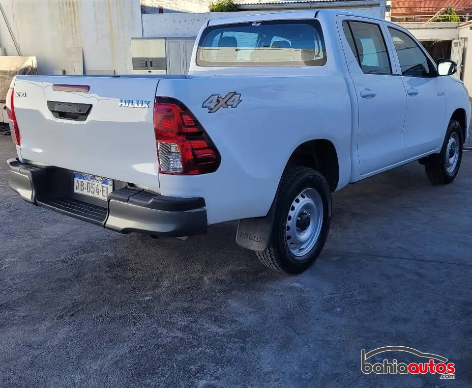 Toyota Hilux 2017 usado en Bahía Blanca - foto 3