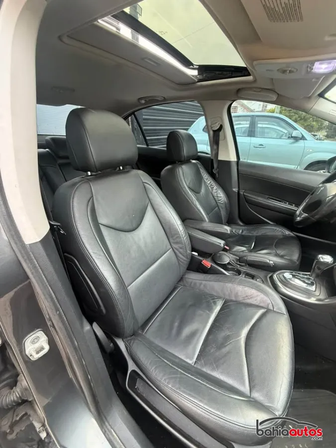 Peugeot 408 2012 usado en Bahía Blanca - foto 5