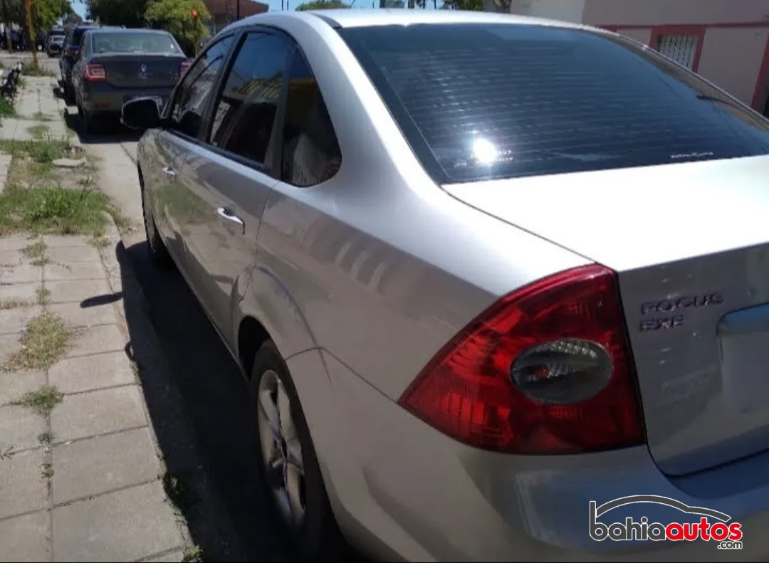 Ford Focus 2010 usado en Bahía Blanca - foto 1