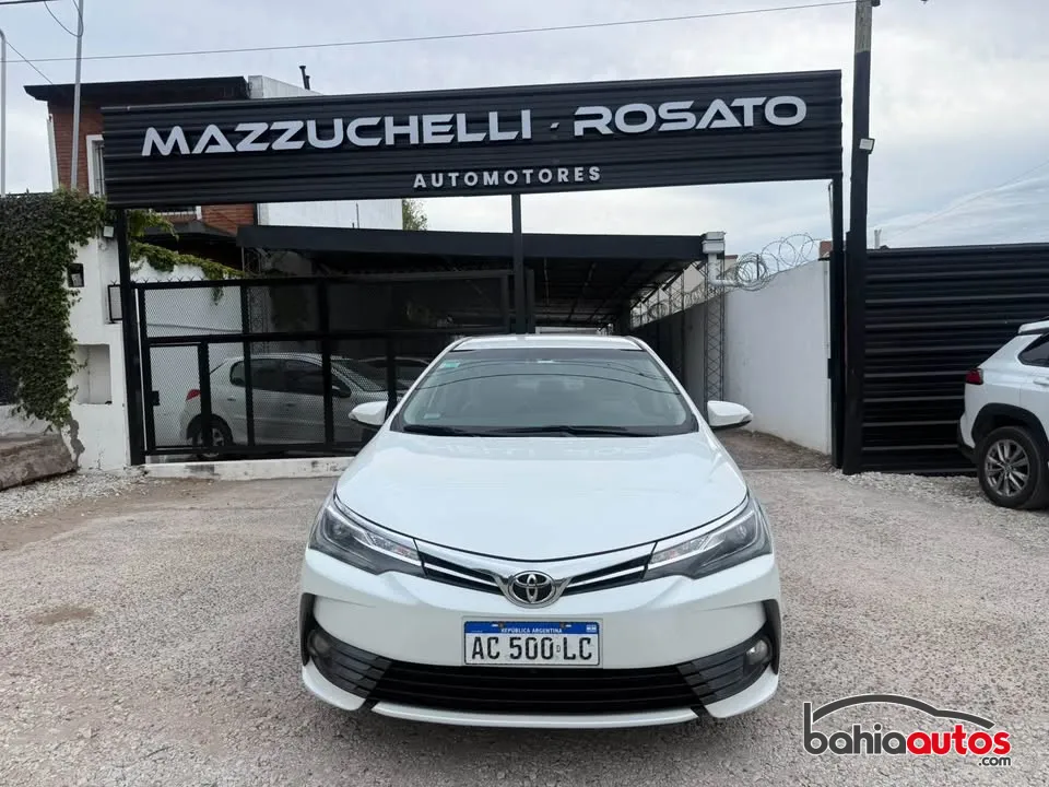 Toyota Corolla 2018 usado en Bahía Blanca - foto 2