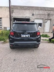 Jeep Renegade 2024 usado en Bahía Blanca