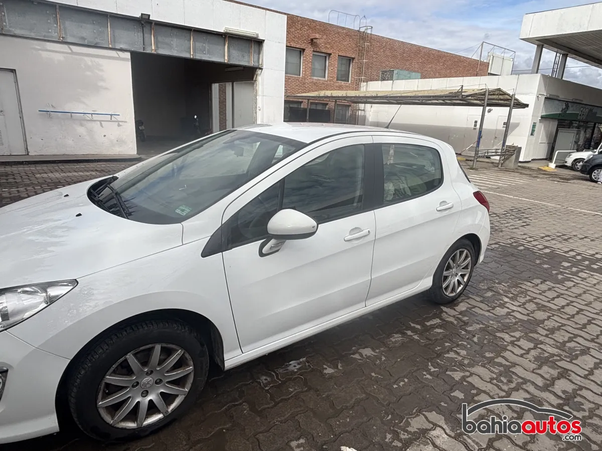 Peugeot 308 2015 usado en Bahía Blanca - foto 2
