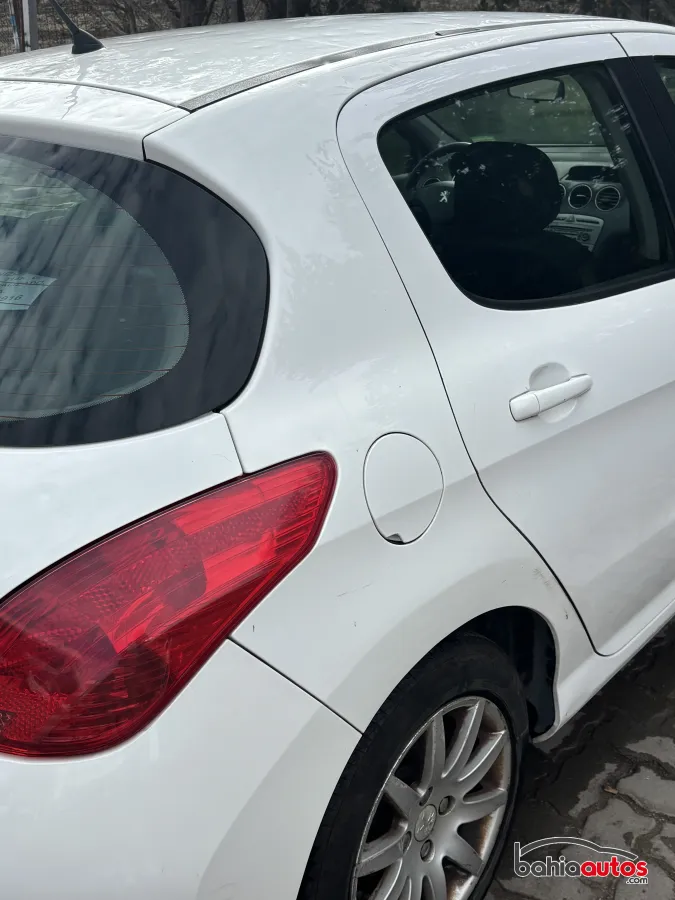 Peugeot 308 2015 usado en Bahía Blanca - foto 4