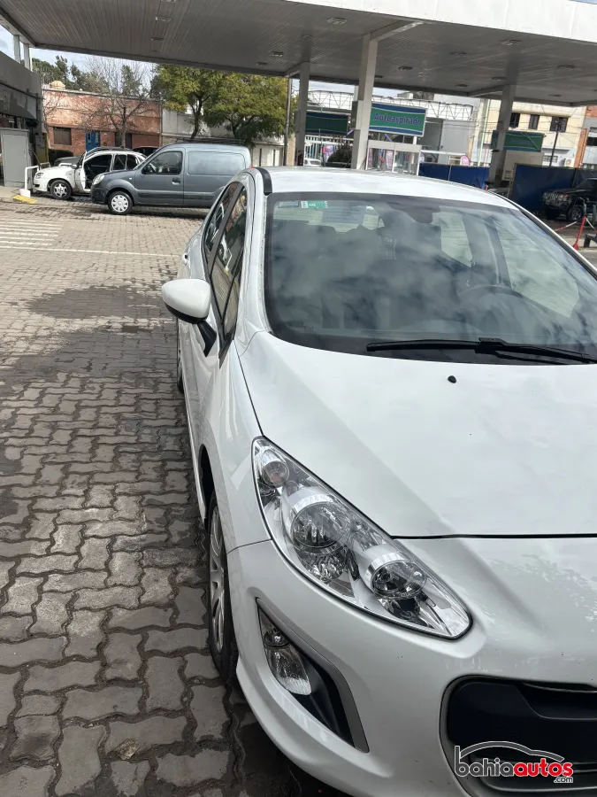 Peugeot 308 2015 usado en Bahía Blanca - foto 17
