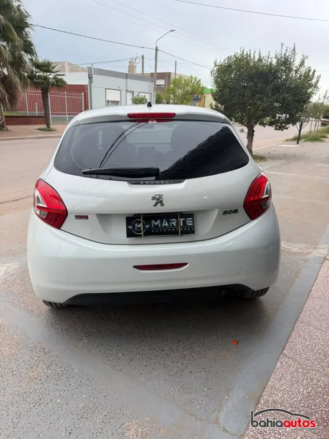 Peugeot 208 2015 usado en Bahía Blanca - foto 9
