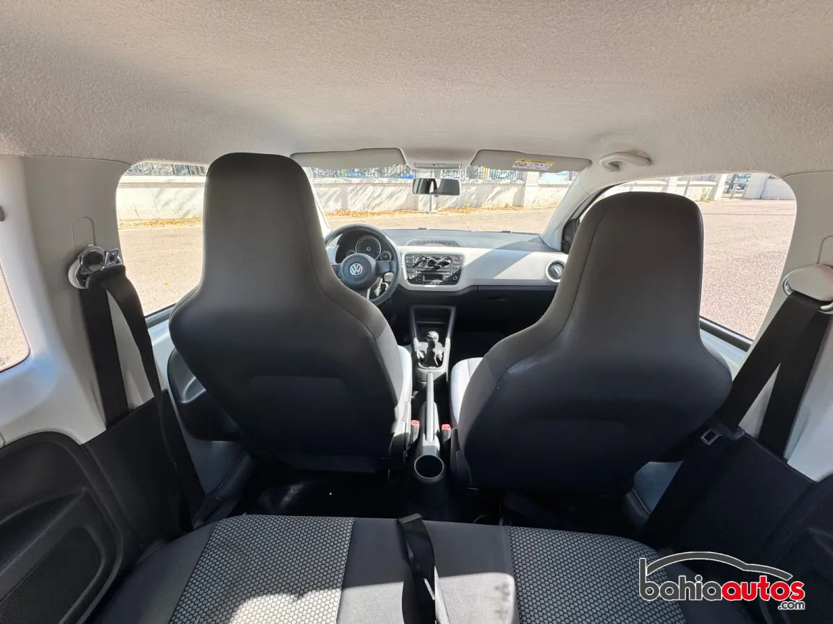 Volkswagen Up 2017 usado en Bahía Blanca - foto 4