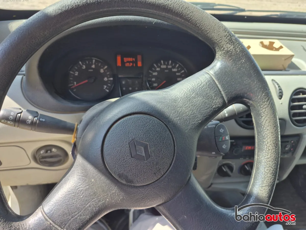 Renault Kangoo 2013 usado en Bahía Blanca - foto 2
