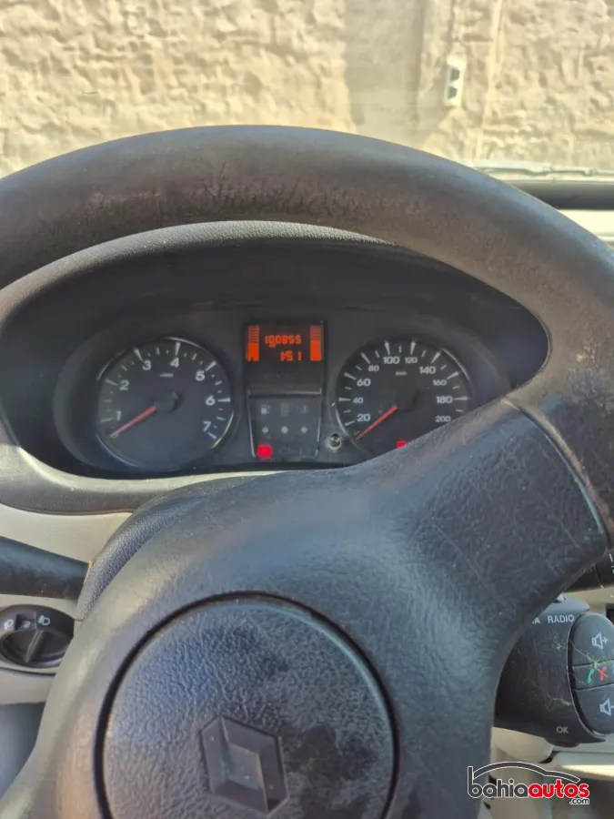 Renault Kangoo 2013 usado en Bahía Blanca - foto 2