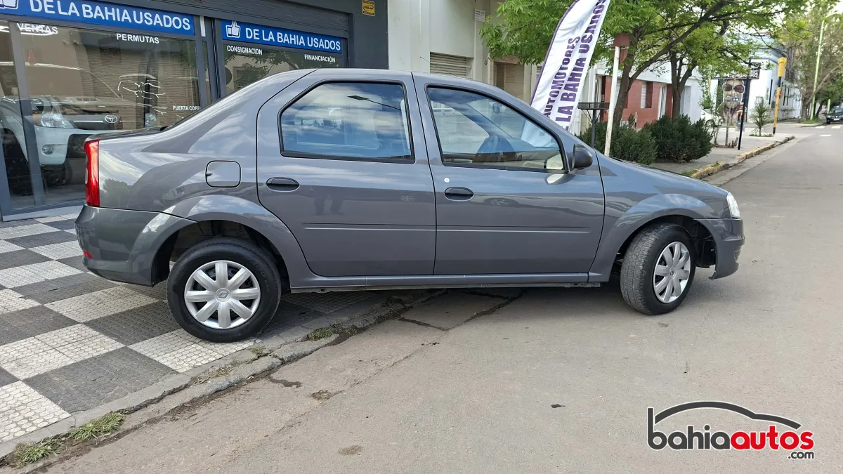 Renault Logan 2009 usado en Bahía Blanca - foto 10